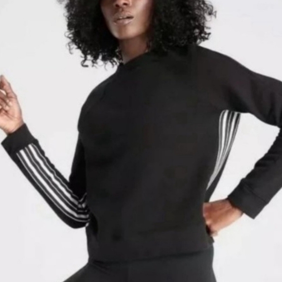 Athleta Tops - {XS} Athleta 24/7 Striped Crewneck Sweatshirt Black and White